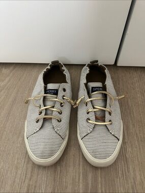 Sperry Women’s Striped Canvas Shoes in Light Gray and White